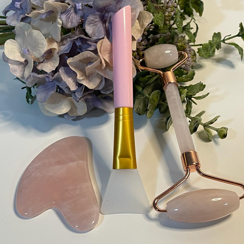 Jade Roller and Gua Sha Set - Green Stone Beauty Tool - Lustre & Star