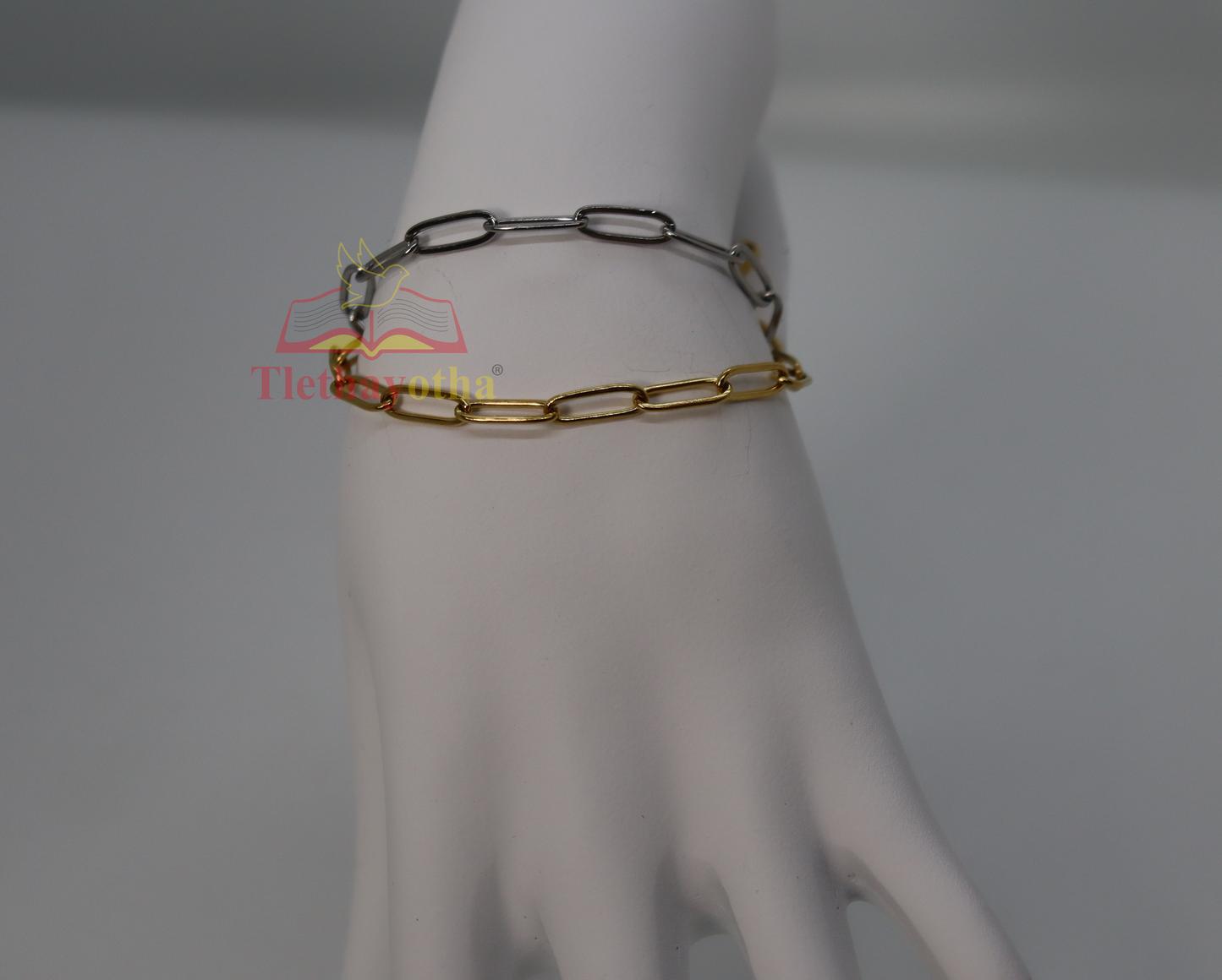 Paperclip Bracelet - Gold Stainless Steel Chain Bracelet - Lustre & Star