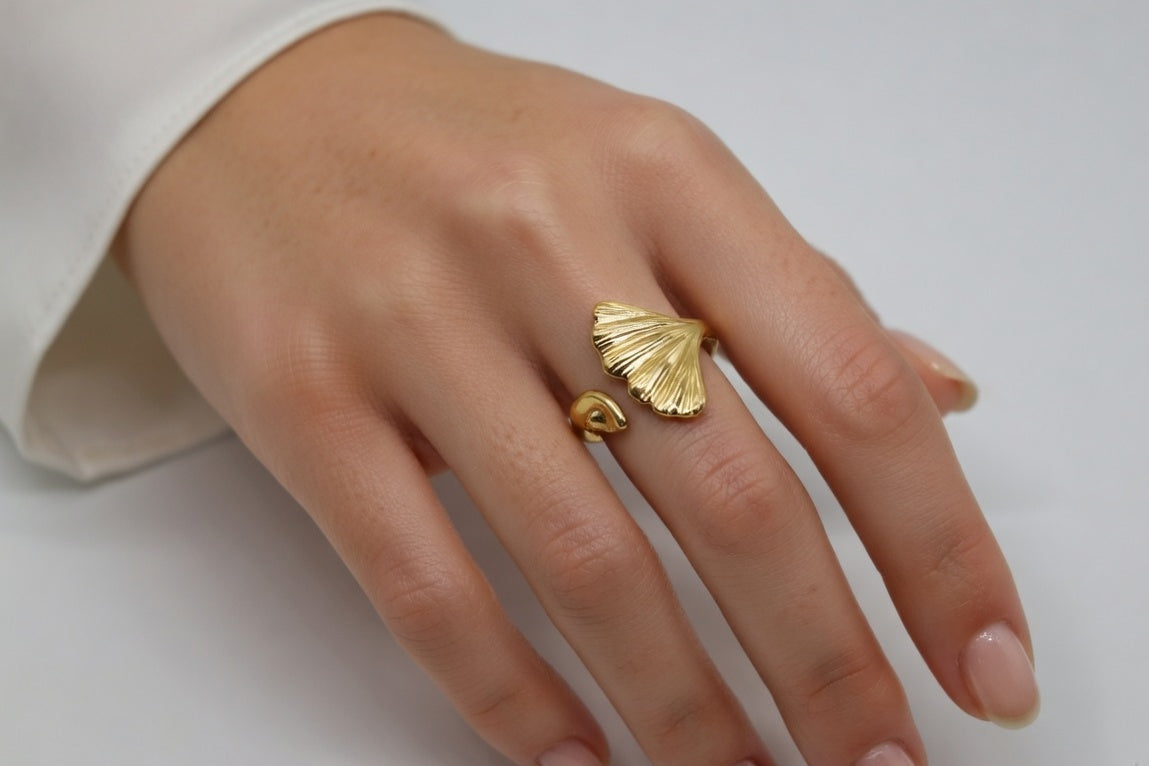 Ginkgo Ring - Gold Stainless Steel Leaf Ring - Lustre & Star