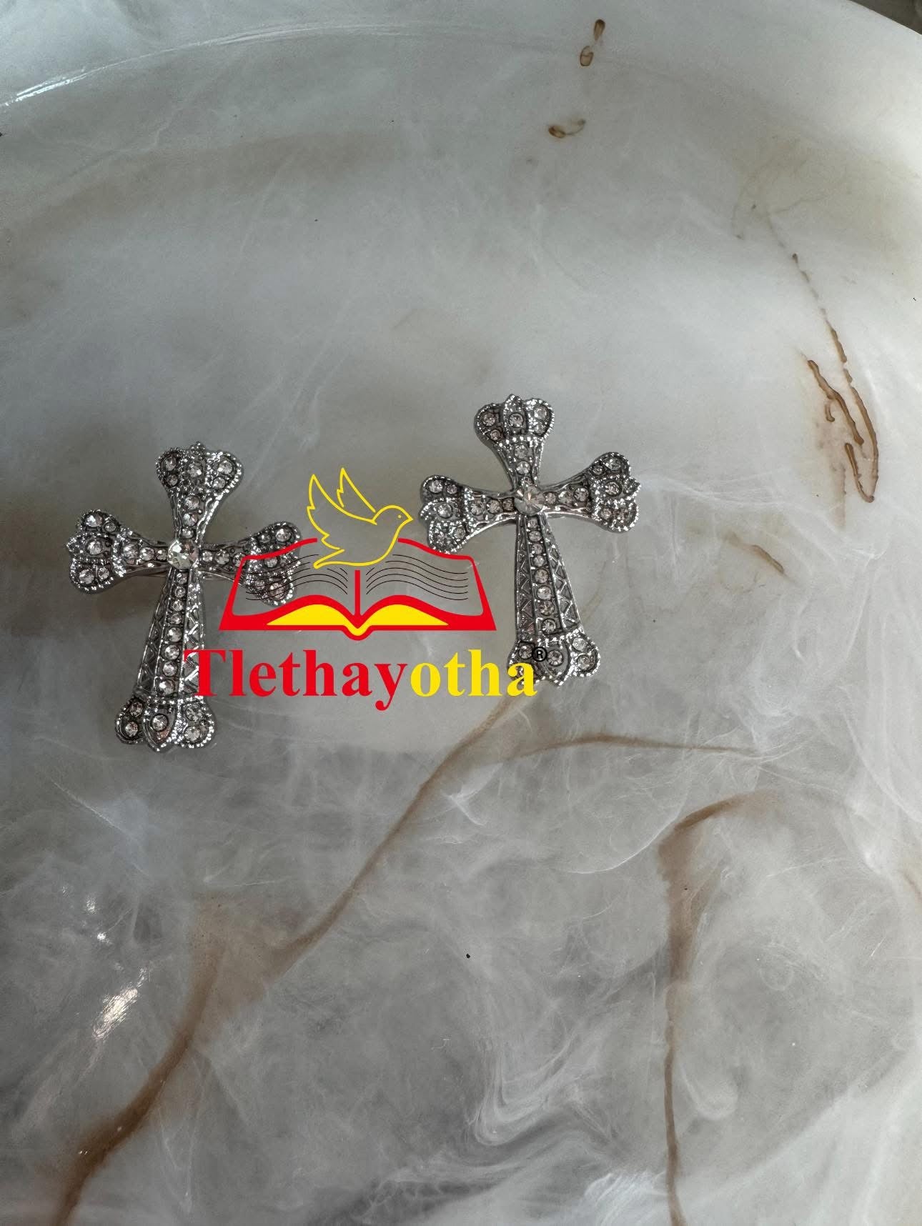 Crown Groom’s Back Cross
