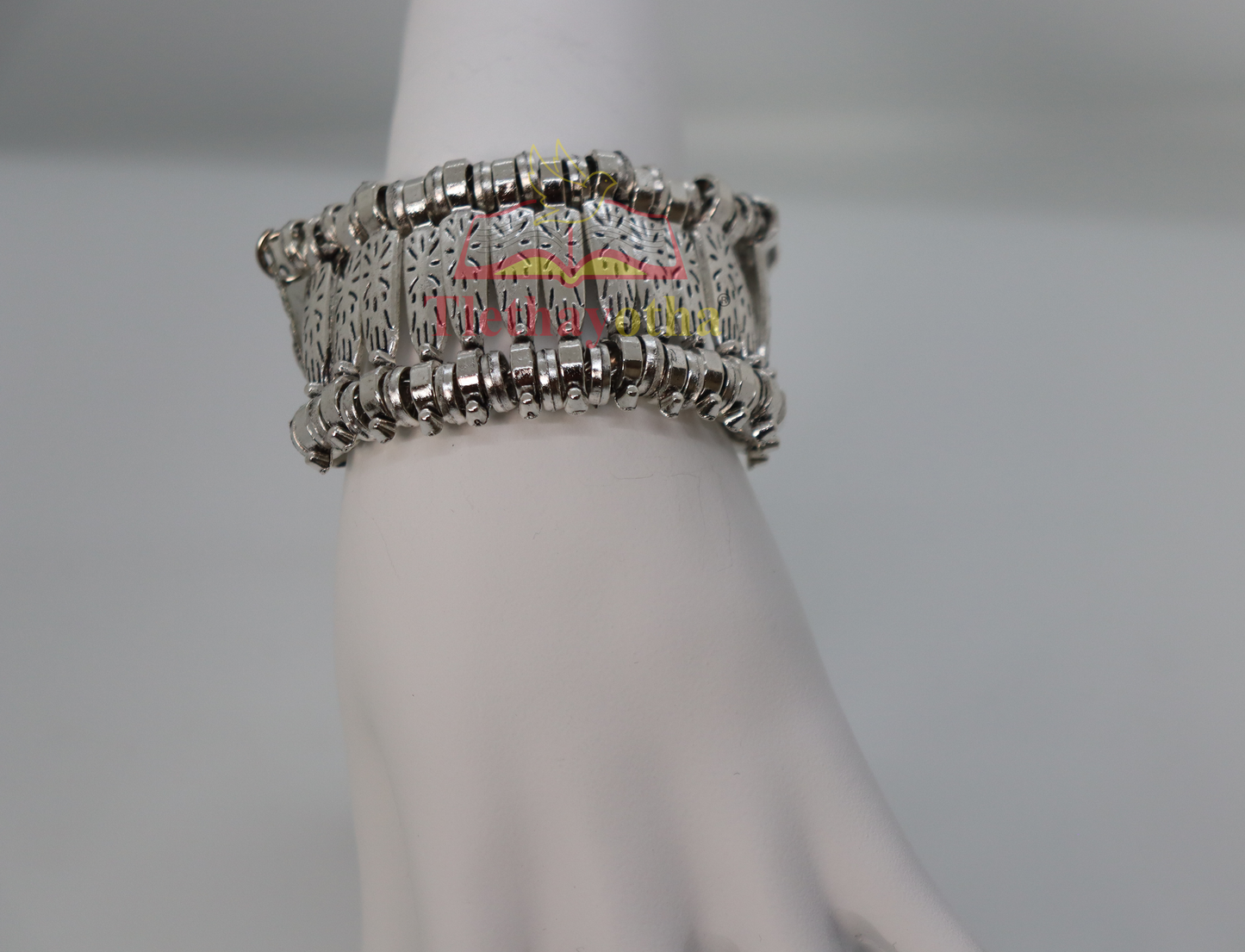 Column Bracelet