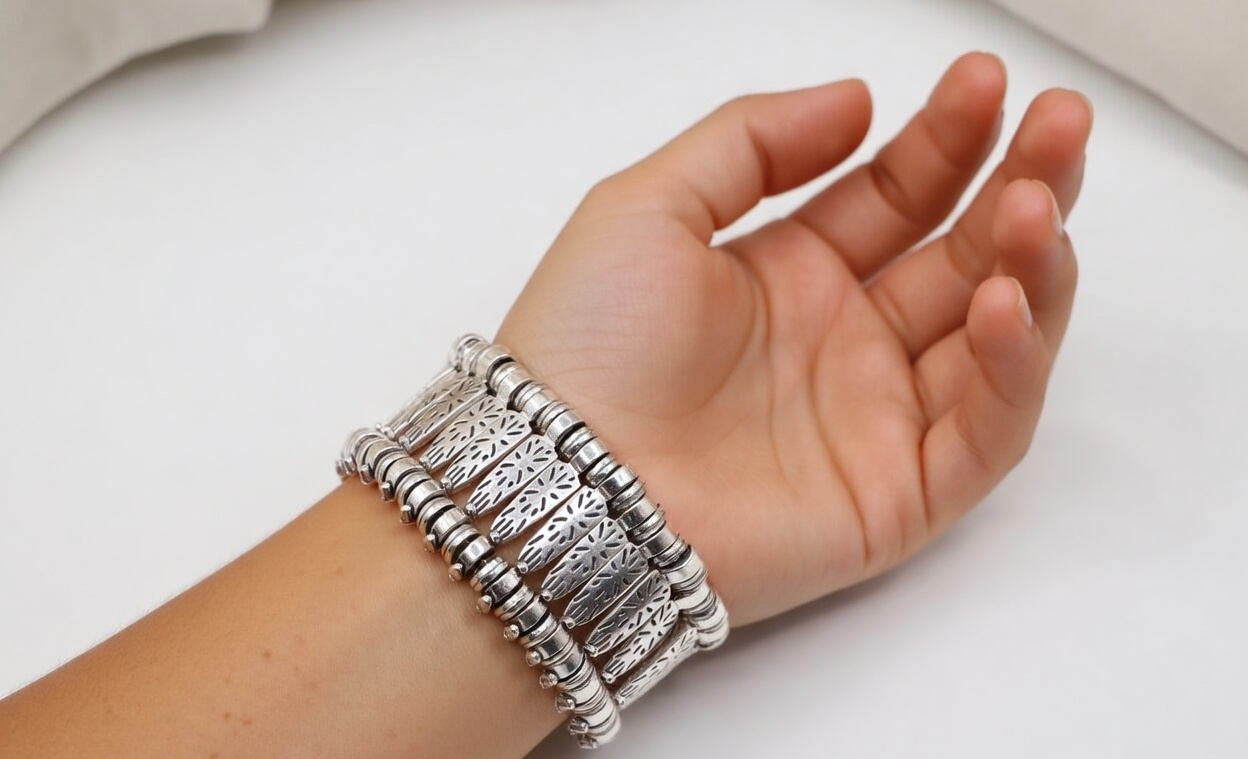 Column Bracelet - Gold Stainless Steel Bracelet - Lustre & Star