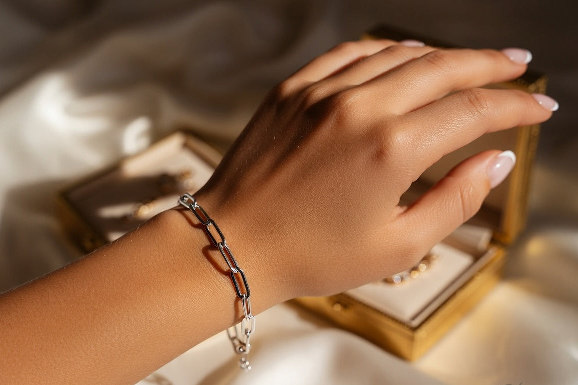 Paperclip Bracelet - Gold Stainless Steel Chain Bracelet - Lustre & Star
